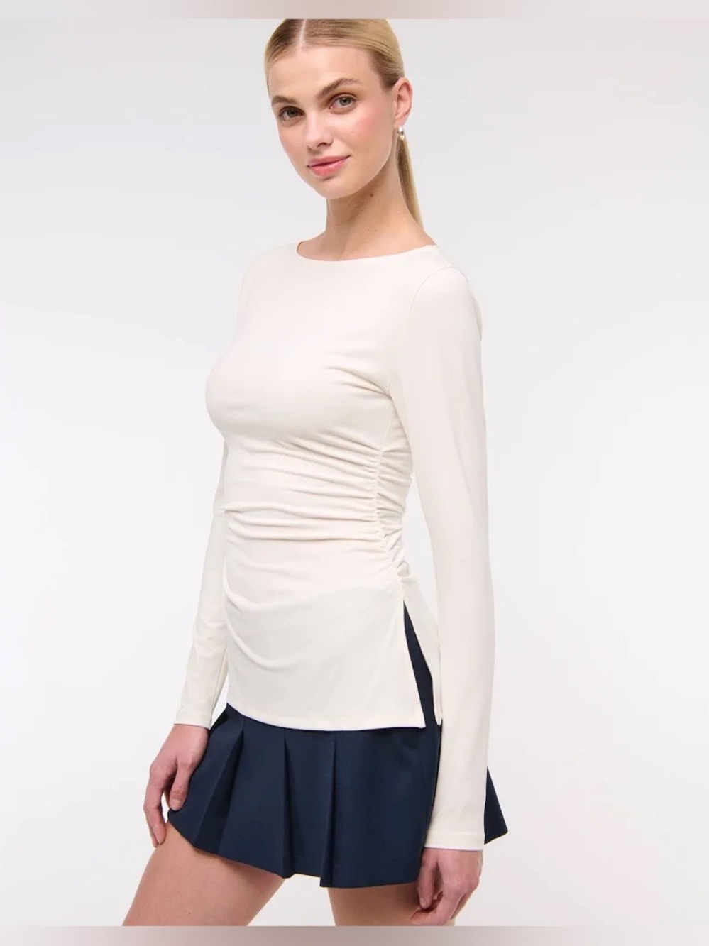 NWT - Abercrombie & Fitch Women's Long-Sleeve Stretch Crepe Slash Top Size Large